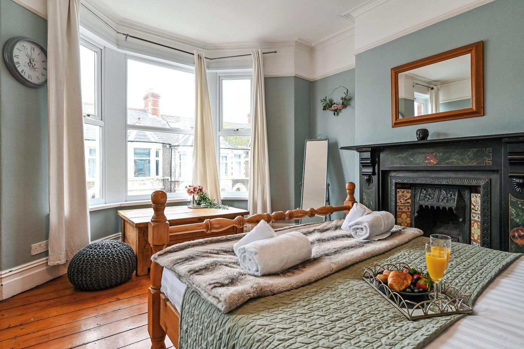 Villa Beautiful Townhouse, Great Location - Pet Friendly Cardiff Exterior foto