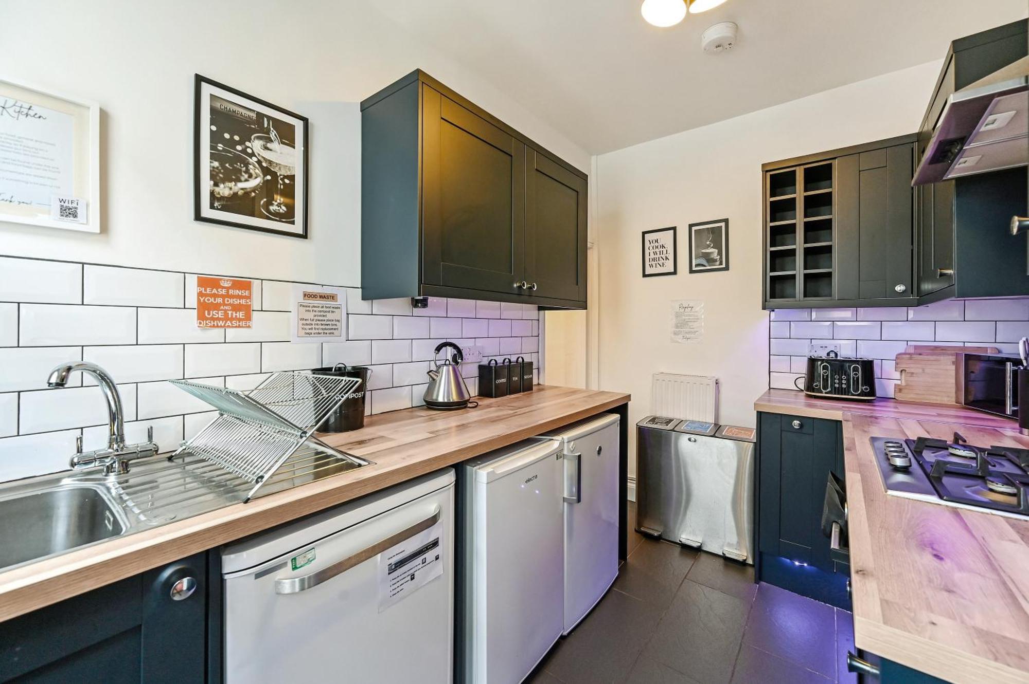 Villa Beautiful Townhouse, Great Location - Pet Friendly Cardiff Exterior foto