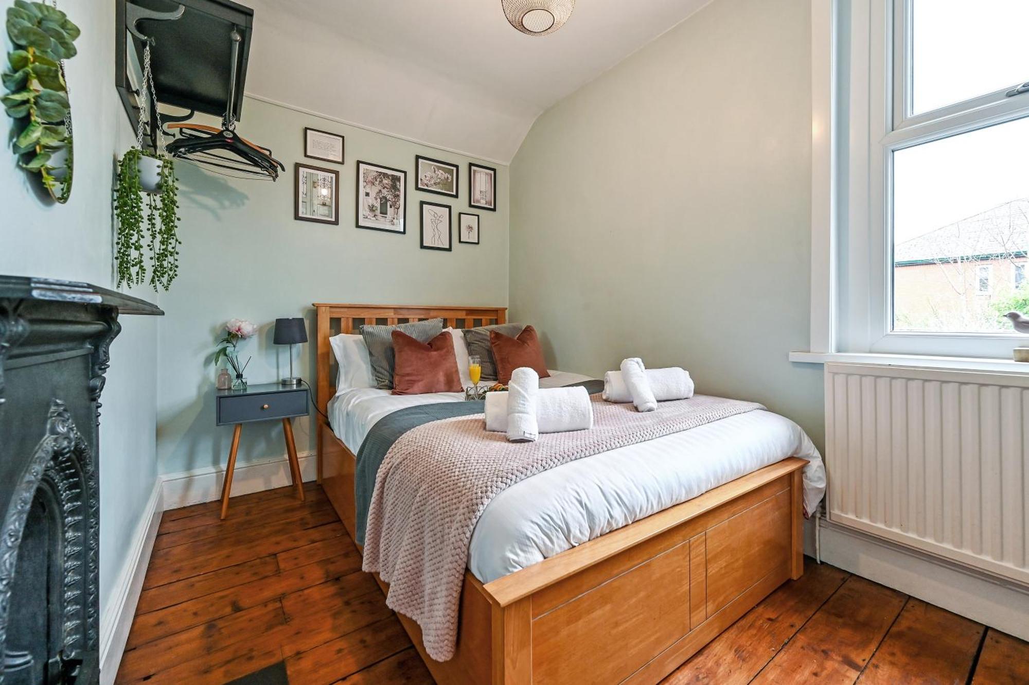 Villa Beautiful Townhouse, Great Location - Pet Friendly Cardiff Exterior foto
