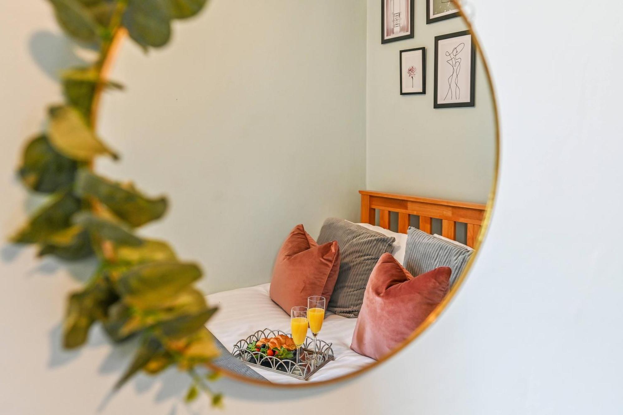 Villa Beautiful Townhouse, Great Location - Pet Friendly Cardiff Exterior foto